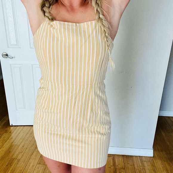 Super cute dress l*space urban outfitters - Picture 4 of 6